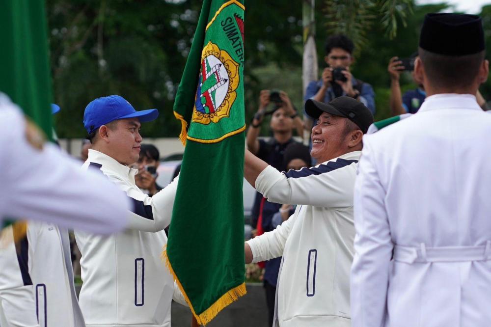 269 Kontingen Sumsel Dilepas, Gubernur Herman Deru Tekankan Sportivitas dan Nilai ASN di PORNAS XVII