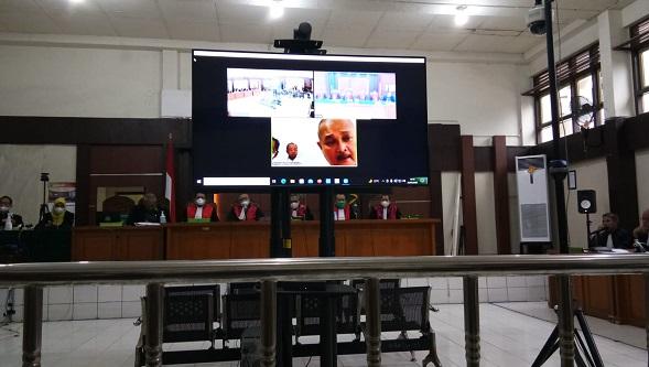 Alex Noerdin Dituntut 20 Tahun Penjara