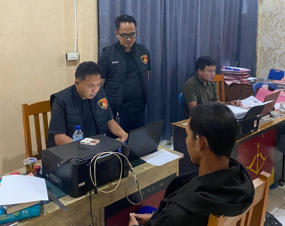 Aniaya Tetangga dan Rudapaksa Anak Korban, Pelaku Dendam Karena Digosipkan Sering Mengintip