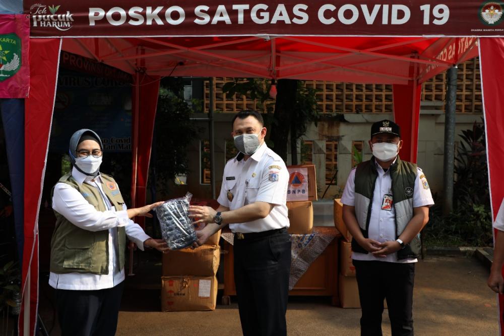 BNPB Berikan Bantuan Masker dan Handsanitizer  di Kecamatan Matraman