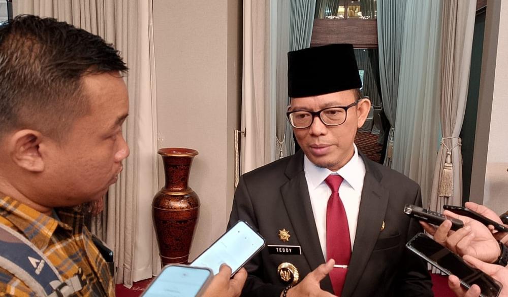 Bupati OKU Teddy Meilwansyah Tegaskan Tak Tahu Soal Fee Pokir DPRD OKU, Fokus pada Sengketa Pilkada di MK