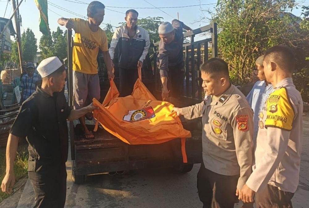 Buruh Asal Pemulutan Ogan Ilir Ditemukan Mengambang di Sungai Arisan Jaya Setelah Dua Hari Dilaporkan Hilang