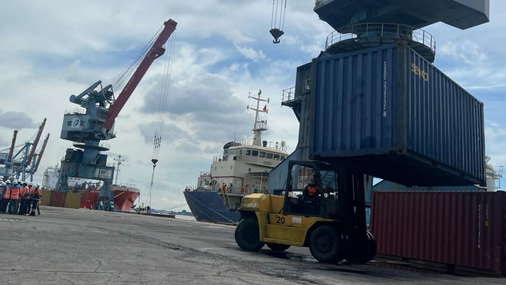 Cuaca Ekstrem, Angkutan Penumpang Pelabuhan Boom Baru Palembang Dihentikan Selama Nataru 2025–2026