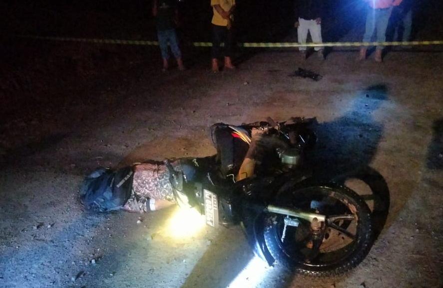 Diduga Disambar Petir, Pemburu Ayam Hutan di Muara Enim Tewas Tertelungkup di Jalan Perusahaan