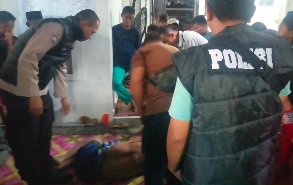 Ditusuk Gegara Utang Piutang, Satu Pelaku Diamankan Warga, Satu Lagi Masih Buron
