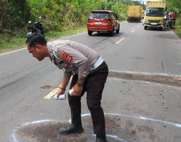 Dua Pelajar SLTA Tewas Tragis Usai Motor Tabrak Truk Tangki CPO di Jalinsum Muara Enim, Sopir Serahkan Diri ke Polisi