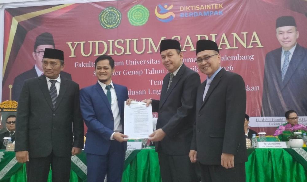 Fakultas Hukum Universitas Muhammadiyah Palembang Cetak 217 Alumni Baru, Lulusan Berprestasi Dapat Beasiswa S2 Dari IKA FH UMP