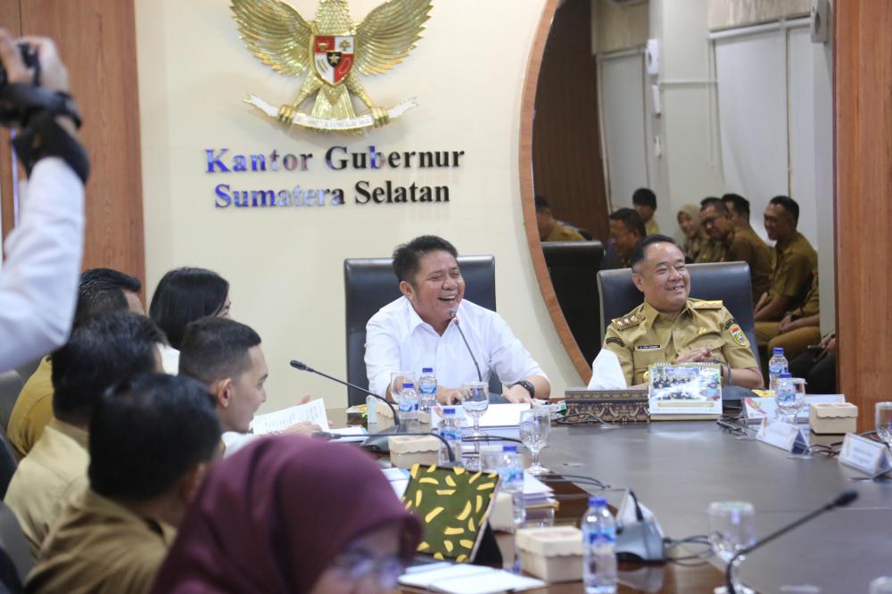 Gubernur Herman Deru Dorong Rumah Sakit Daerah Tonjolkan Program Layanan Unggulan 