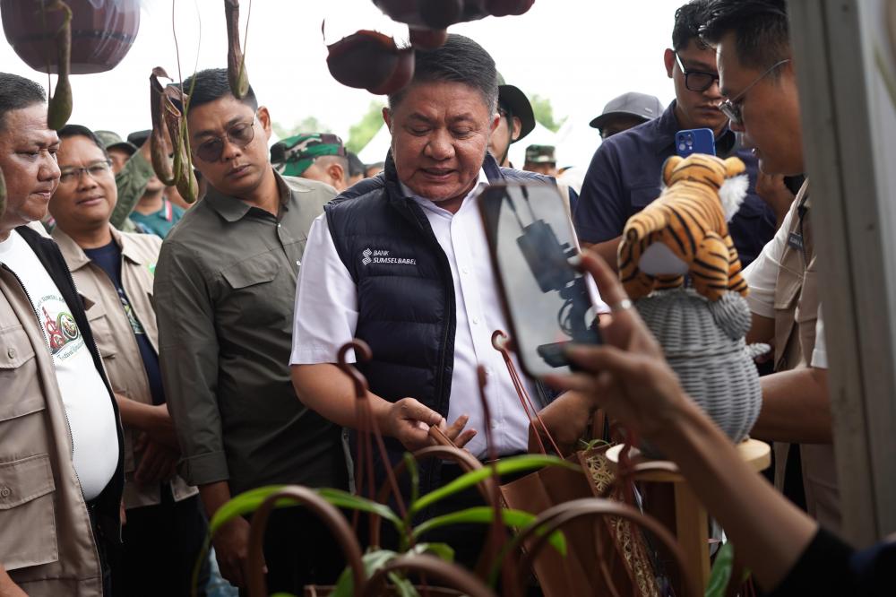 Gubernur Herman Deru Ingatkan Bahaya Karhutla dan Perubahan Iklim di Festival Kehutanan UIN Raden Fatah