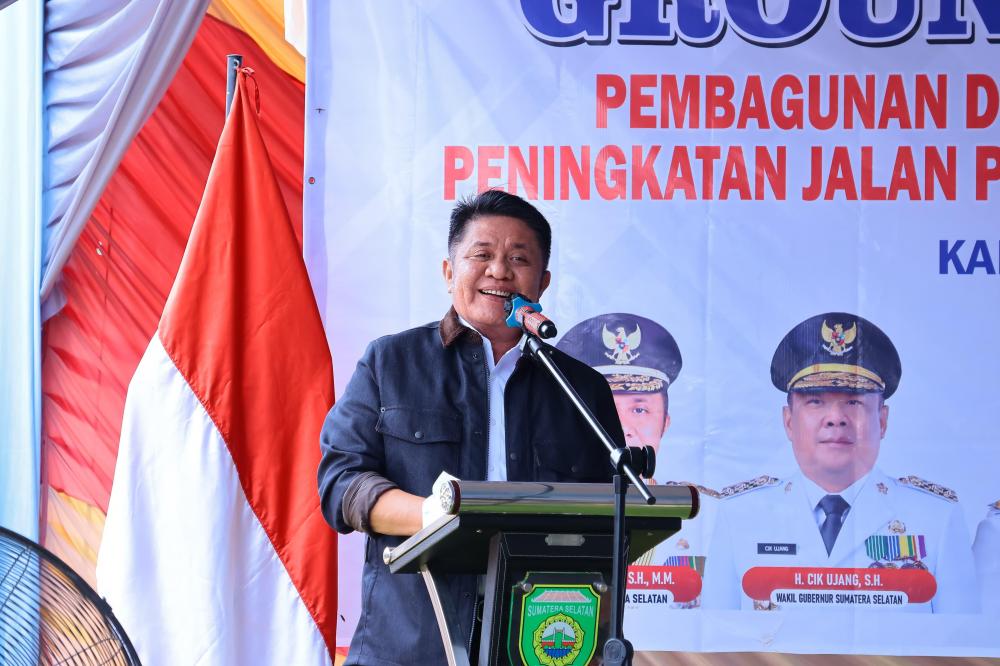 Gubernur Herman Deru Resmikan Groundbreaking Pembangunan Jembatan Tanah Kering Baru yang Viral di Pulau Rimau Banyuasin