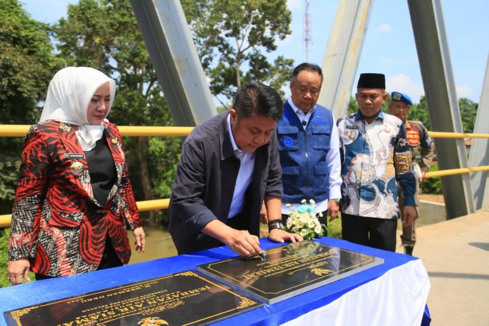 Gubernur Herman Deru dan Wagub Cik Ujang Resmikan 17 Jembatan di Sumsel, Percepat Konektivitas dan Dongkrak Ekonomi Warga