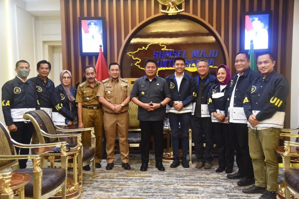 Herman Deru: Ikatan Alumni UII Punya Potensi dalam Mendorong Kemajuan Daerah