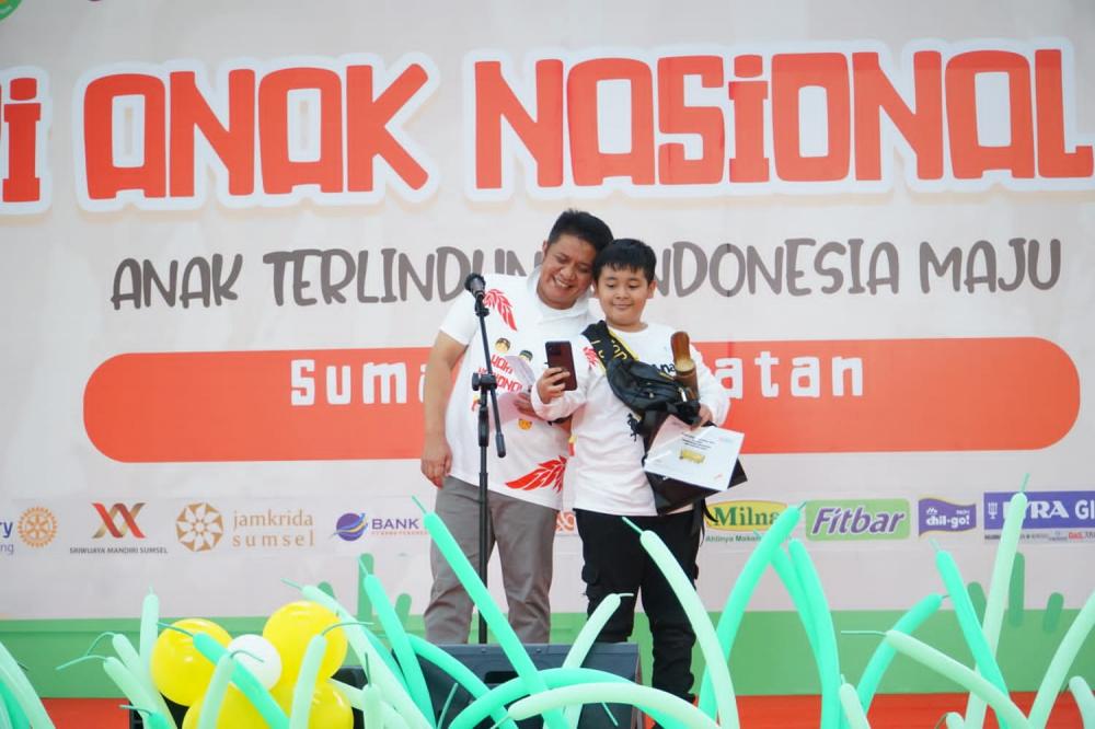 Herman Deru Ajak Para Ortu di Sumsel Selalu Bahagiakan dan Gembirakan Anak-Anak