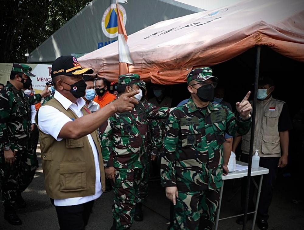 Ketua Satgas Pastikan Kesiapan Antisipasi Lonjakan Kasus Covid-19 dari Bangkalan dan Repatriasi PMI