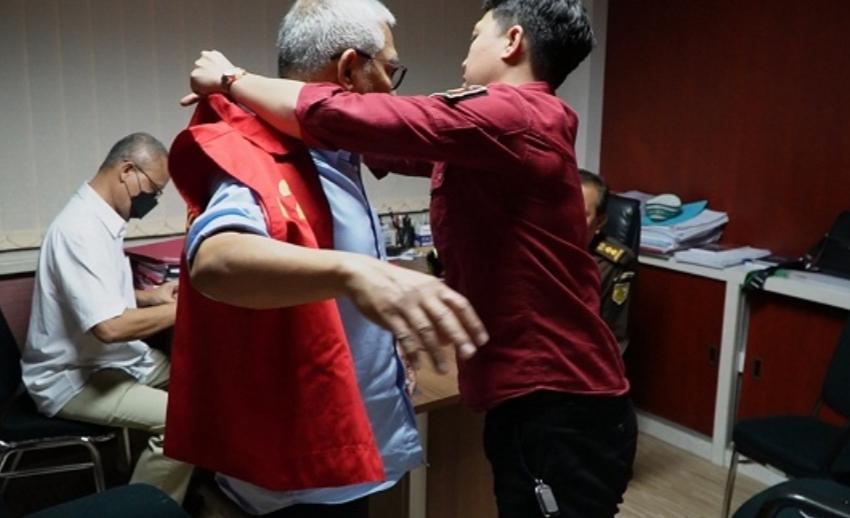 Korupsi PT Bukit Asam! 1 Tersangka Mangkir, 2 Dijebloskan ke Penjara
