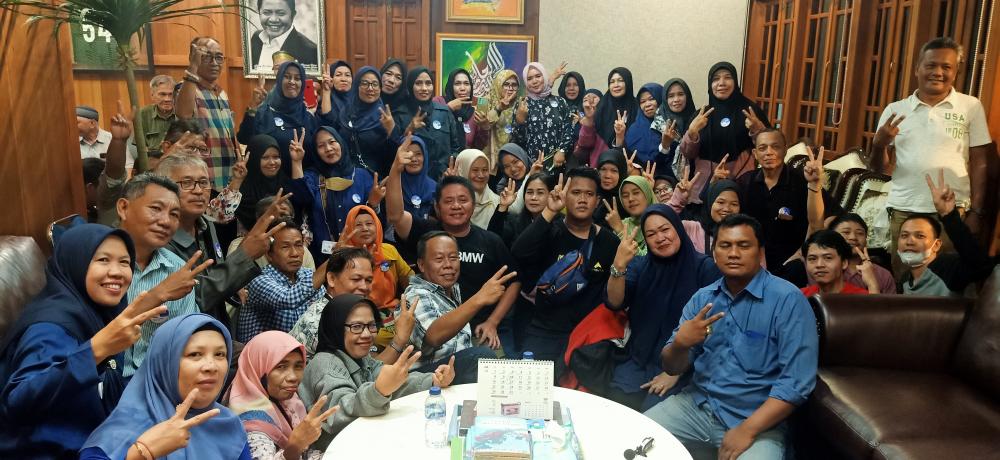 Masyarakat IT 2 Dukung Penuh Herman Deru 2 Periode