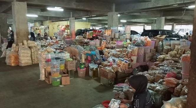 Pedagang Kue Musiman di Muara Enim Raup Cuan Jelang Lebaran 2026, Permintaan Nastar hingga Kastengel Meningkat