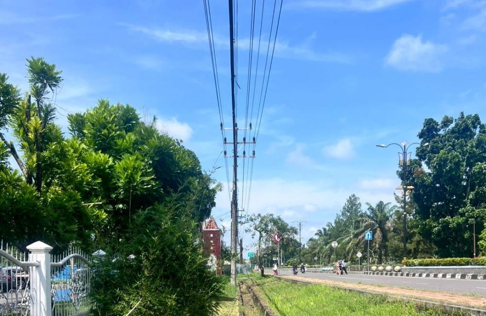 Pemkab OKI Rutin Tertibkan Kabel Udara, Provider Nakal Masih Berulah di Kayuagung