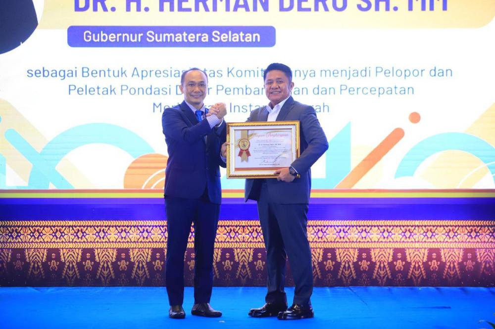 Penghargaan BKN untuk Herman Deru Teguhkan Sinergi Pembangunan Meritokrasi Regional
