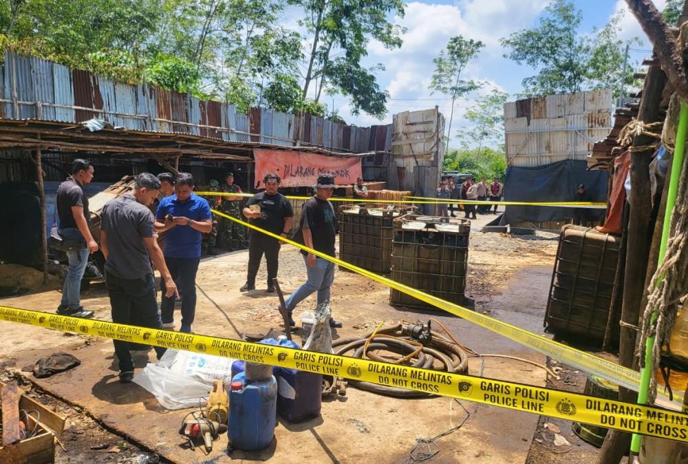 Polres Muara Enim Gandeng Instansi Terkait Tertibkan Gudang BBM Ilegal di Lembak dan Gelumbang