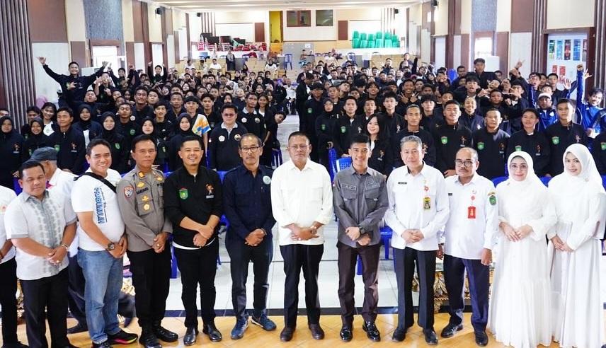Porprov XV Sumsel: Wali Kota Arlan Tekankan Semangat Juang dan Sportivitas Saat Lepas Kontingen Atlet Prabumulih