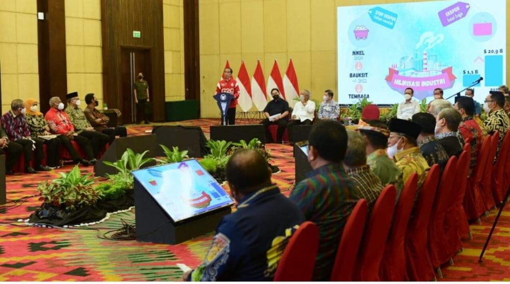 Presiden : Jangan Kendurkan Prokes dan Sesuaikan APBD Dengan Situasi Terkini!