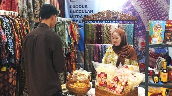 Pusri Dukung Produk Unggulan UMKM Binaan di Kadin Sumsel Expo 2025 Transmart Palembang