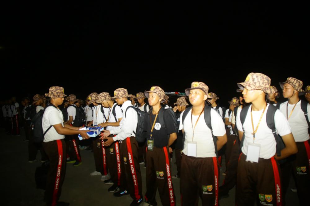 Retret Laskar Pandu Satria Bangkitkan Semangat Nasionalisme Pelajar Sumsel