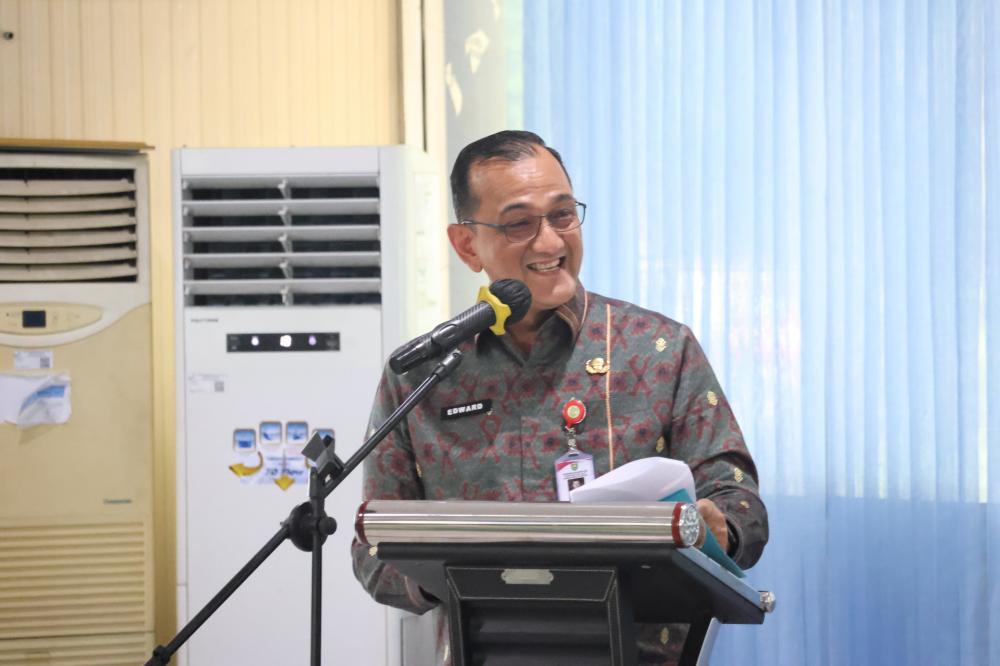 Sekda Edward Candra Tekankan Pentingnya Grand Design Kependudukan dalam Perencanaan Daerah