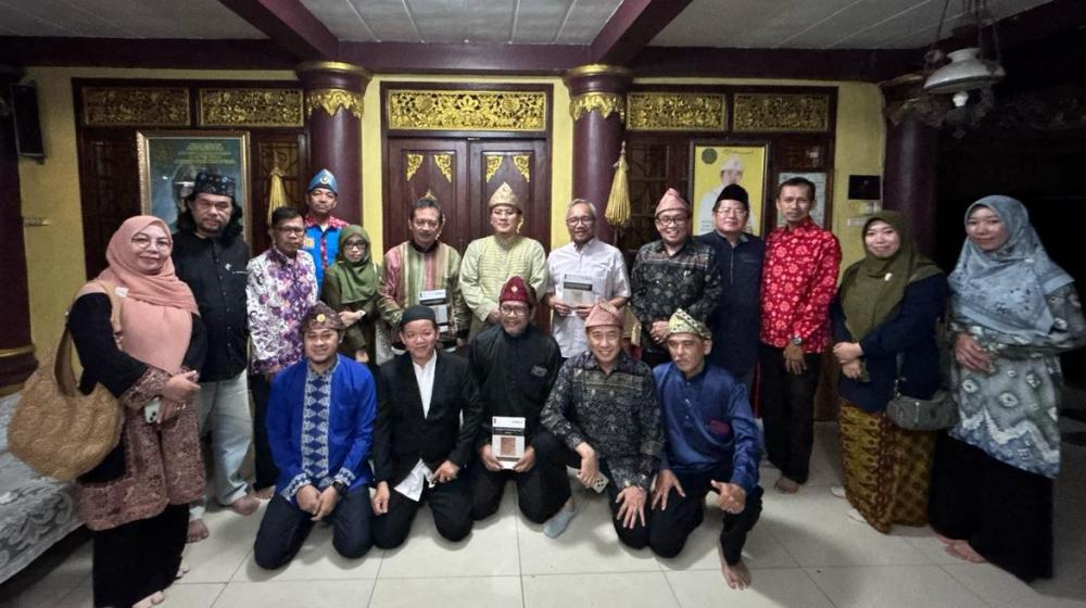 Tim Asesor BAN PT Bersama Fahum UIN Raden Fatah Kunjungi Istana Adat: Sultan Palembang Dorong Keterbukaan Manuskrip Sejarah untuk Publik