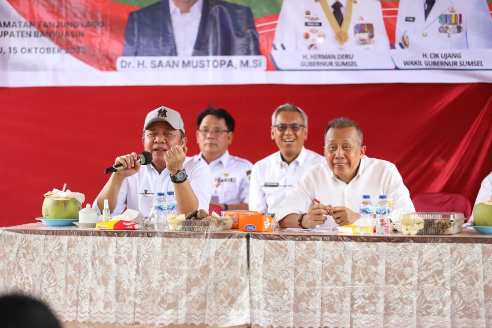 Wakil Ketua DPR RI Saan Mustopa Janji Perjuangkan Aspirasi Petani Banyuasin