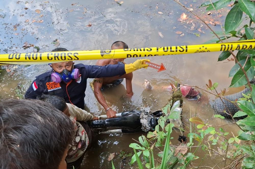 Warga Prabumulih Ditemukan Mengapung di Kolam Galian Pertamina, Polisi Selidiki Penyebab Kematian Korban yang Sempat Dilaporkan Hilang