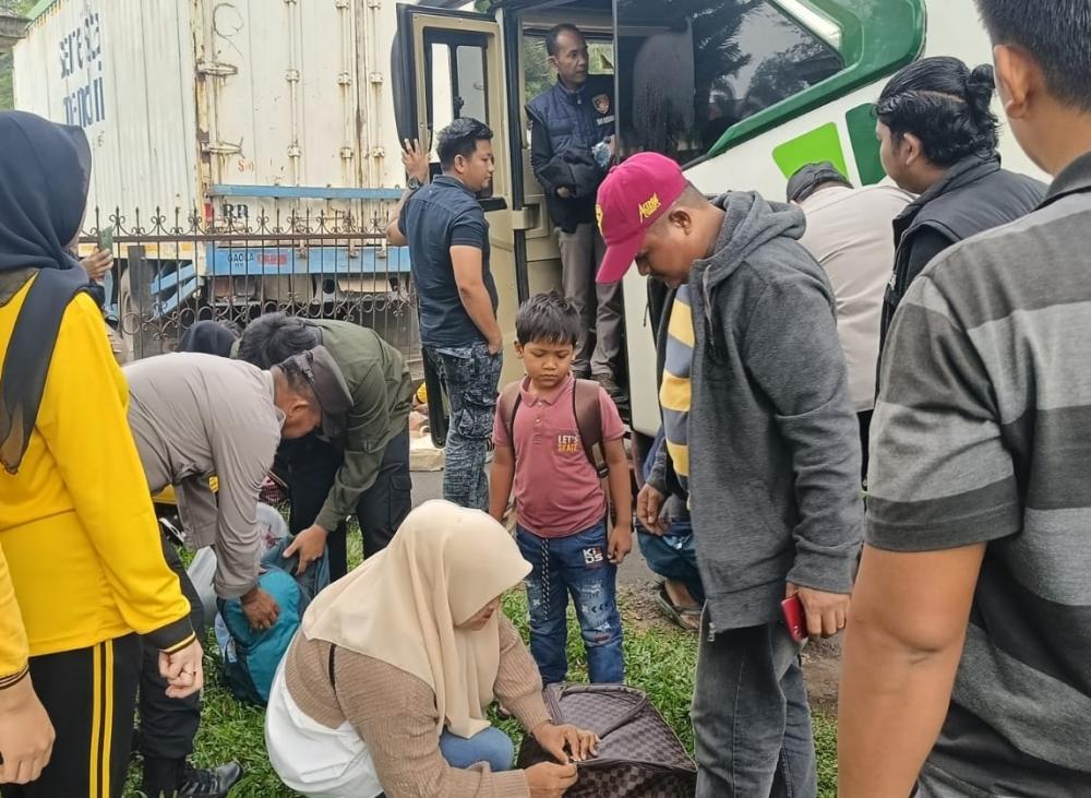 iPhone 13 Hilang di RM Pagi Sore Indralaya, Penumpang Bus AKAP Panik — Polisi Temukan di Bak Kamar Mandi