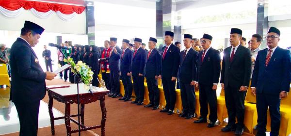 Bupati Muba Lantik Sejumlah Kepala Dinas, Toha Tohet: Penguatan Kelembagaan dan Dorong Kinerja ASN yang Lebih Baik