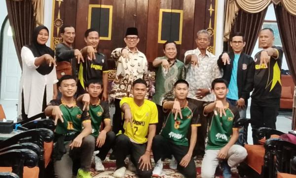 Bupati Teddy Pastikan Atlet Voli U-18 OKU Berangkat ke Kejurnas Jakarta 2026, Pemkab Siap Beri Dukungan Penuh