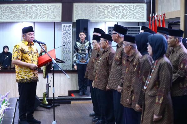 Gubernur Herman Deru Dorong Lansia Tetap Berdaya, Kukuhkan Kepengurusan LLI Sumsel