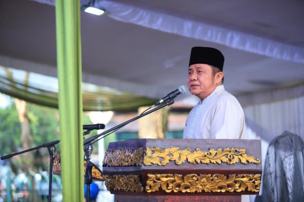 Gubernur Herman Deru dan Wakil Gubernur Cik Ujang Salat Idul Fitri Bersama, Ajak Masyarakat Perkuat Kerukunan 