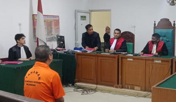 Kontraktor Terdakwa Penipuan Aspal Divonis 4 Bulan Kurungan, Jauh Lebih Ringan dari Tuntutan JPU