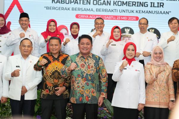Lantik Pengurus PMI Empat Daerah, Gubernur Herman Deru Perkuat Sinergi Kemanusiaan dan Kesiapsiagaan Bencana