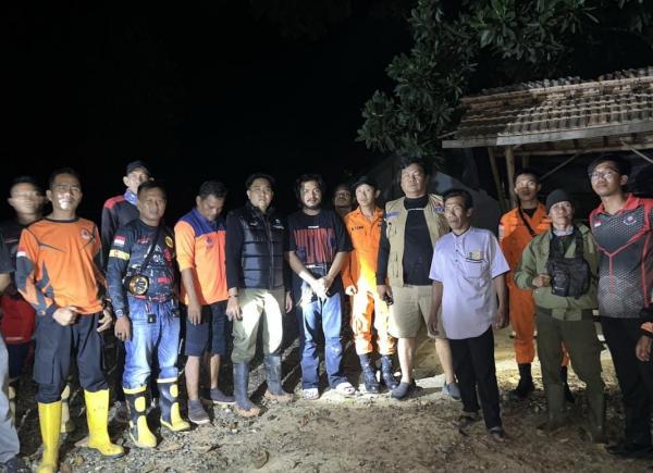 Pemuda Asal Jawa Barat Ditemukan Selamat Setelah Tersesat di Hutan MHP Muara Enim, Tim Gabungan Lakukan Evakuasi Dini Hari