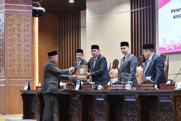 Rapat Paripurna XXXVIII DPRD Prov. Sumsel tentang Penyampaian Laporan Hasil Pelaksanaan Kegiatan Reses Pimpinan dan Anggota DPRD Provinsi Sumatera Sel