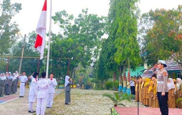 Satlantas Polres Muara Enim Tanamkan Budaya Tertib Lalu Lintas di Kalangan Pelajar, Edukasi Keselamatan Digelar di SMKN 1 Muara Enim