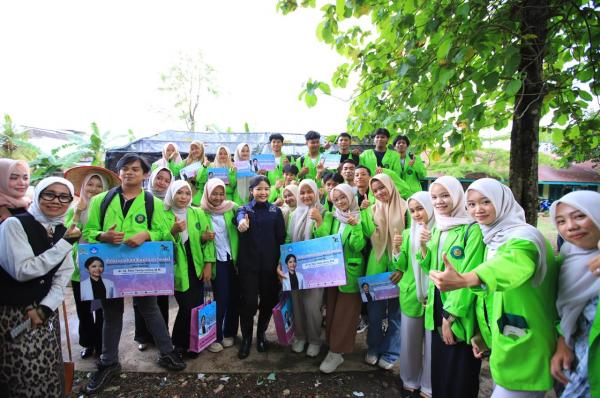 Serahkan Beasiswa KIP, dr Ratu Tenny Leriva Kunjungi Kebun GSMP Stiper Sriwigama