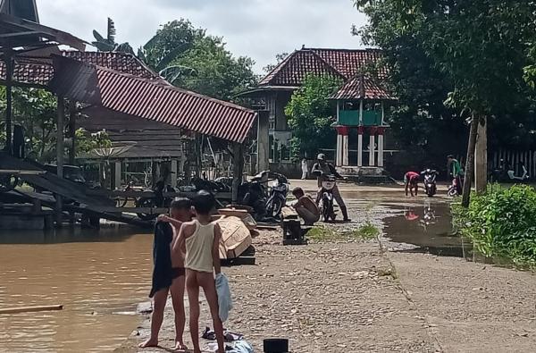 Sungai Ogan Meluap, Banjir Rendam Dua Desa di OKU: 347 Rumah dan Lebih dari 1.100 Warga Terdampak