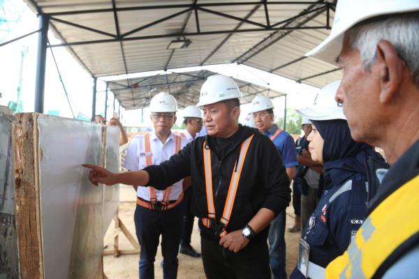 Tinjau Pembangunan Terminal Bongkar Muat Batubara Keramasan, Herman Deru: Optimis Akhir 2026 Selesai dan Awal 2027 Beroperasi