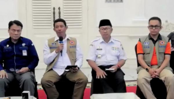 Update : 271 Meninggal, 1 Anak Selamat di Bawah Reruntuhan Bersebelahan Dengan Neneknya yang Meninggal