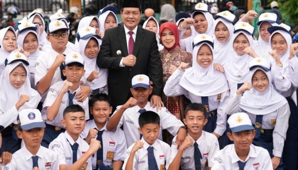 Wujudkan Generasi Unggul dan Berdaya Saing, Bupati Edison Ajak Tingkatkan Mutu Pendidikan di Muara Enim