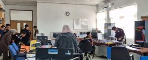 Dugaan Korupsi Program FLPP 2024-2025: Kejari OKU Timur Geledah Kantor Bank SumselBabel Martapura, 163 Dokumen Disita